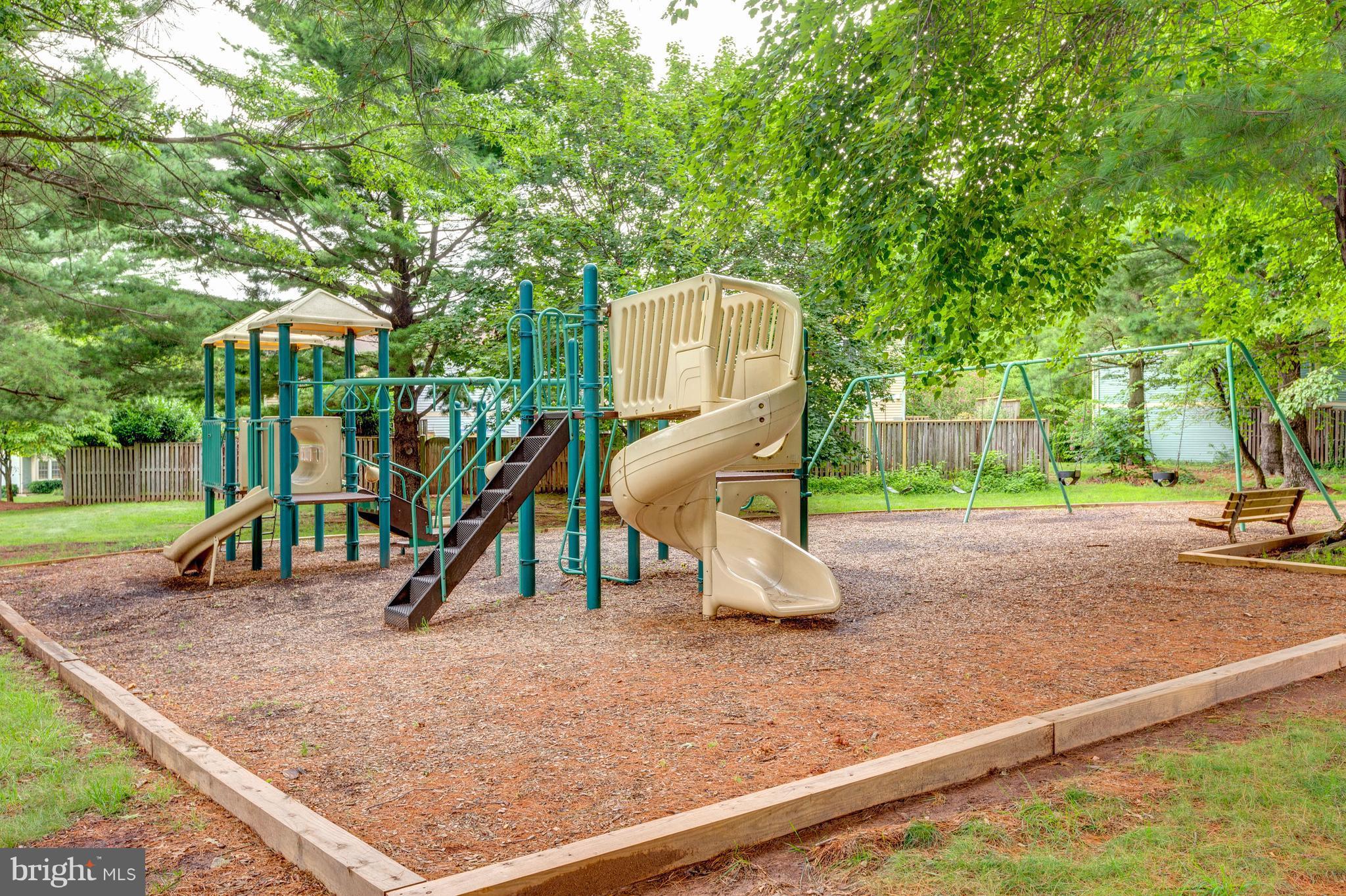 1660 Barnstead Drive Reston, VA 20194 - Photo 23 of 23 Community