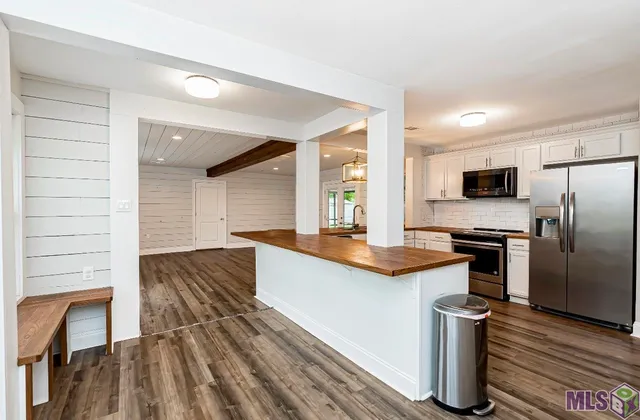 $245,000 | 5364 Blvd D Isle, Jarreau, LA 70749