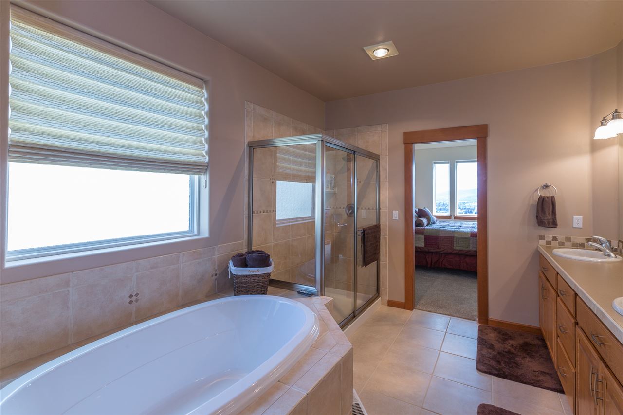 5903 Vista Ridge Lane Spokane, WA 99217 - Photo 13 of 20 Gallery Image 13