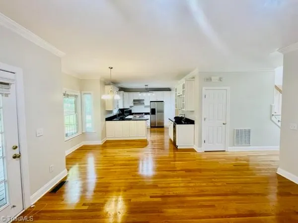 $3,400 | 104 Castleton Place, Jamestown, NC 27282