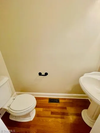 $3,400 | 104 Castleton Place, Jamestown, NC 27282