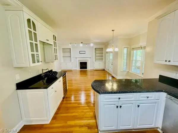 $3,400 | 104 Castleton Place, Jamestown, NC 27282