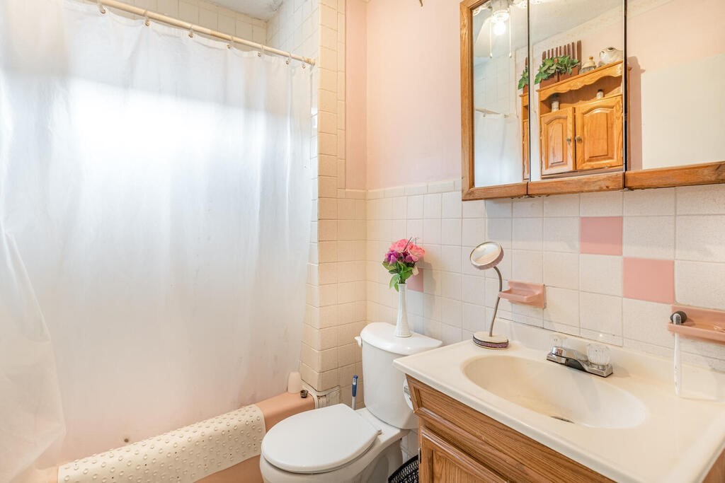 4 Warren Street Lynn, MA 01902 - Photo 11 of 15