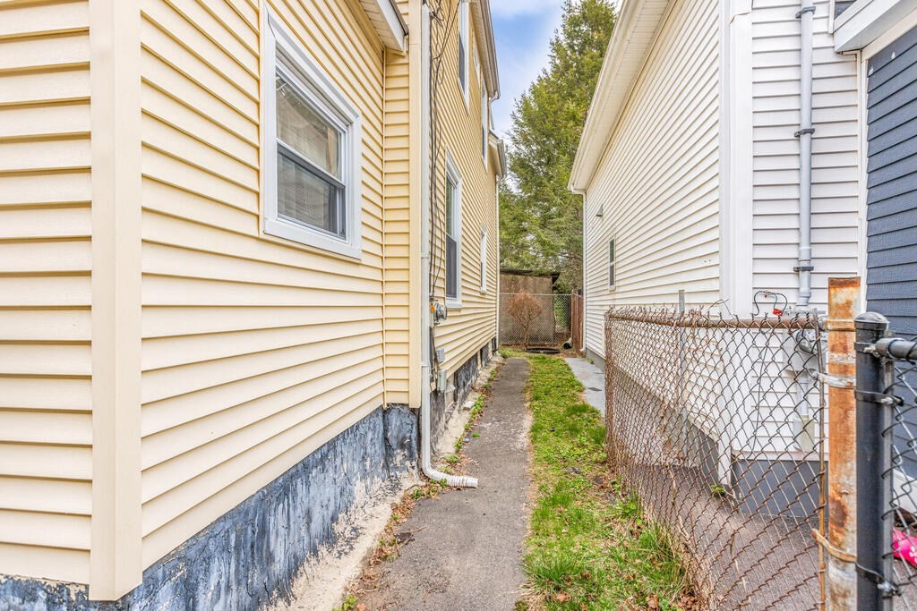 4 Warren Street Lynn, MA 01902 - Photo 14 of 15