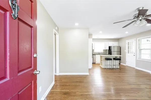 $2,300 | 1517 Gaylor Circle Southeast, Smyrna, GA 30082