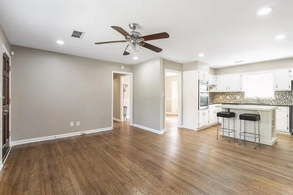 $2,300 | 1517 Gaylor Circle Southeast, Smyrna, GA 30082
