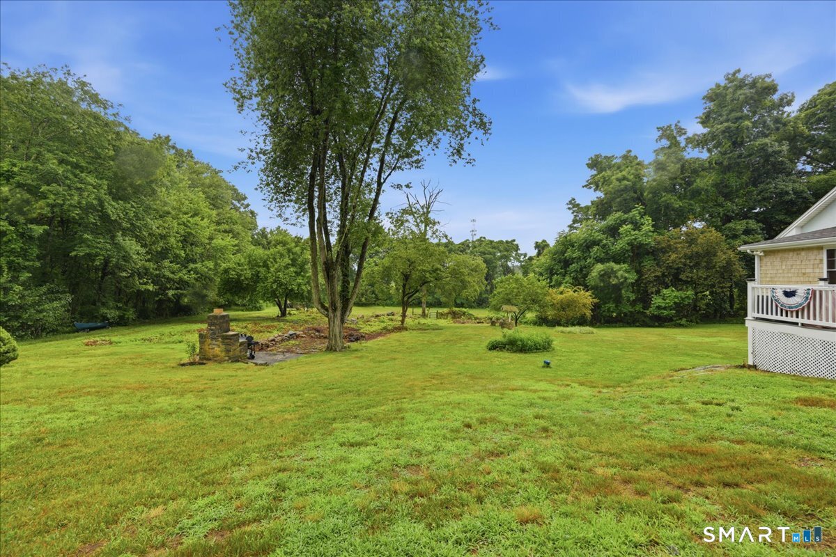 82 Old Post Road Clinton, CT 06413 - Photo 35 of 40