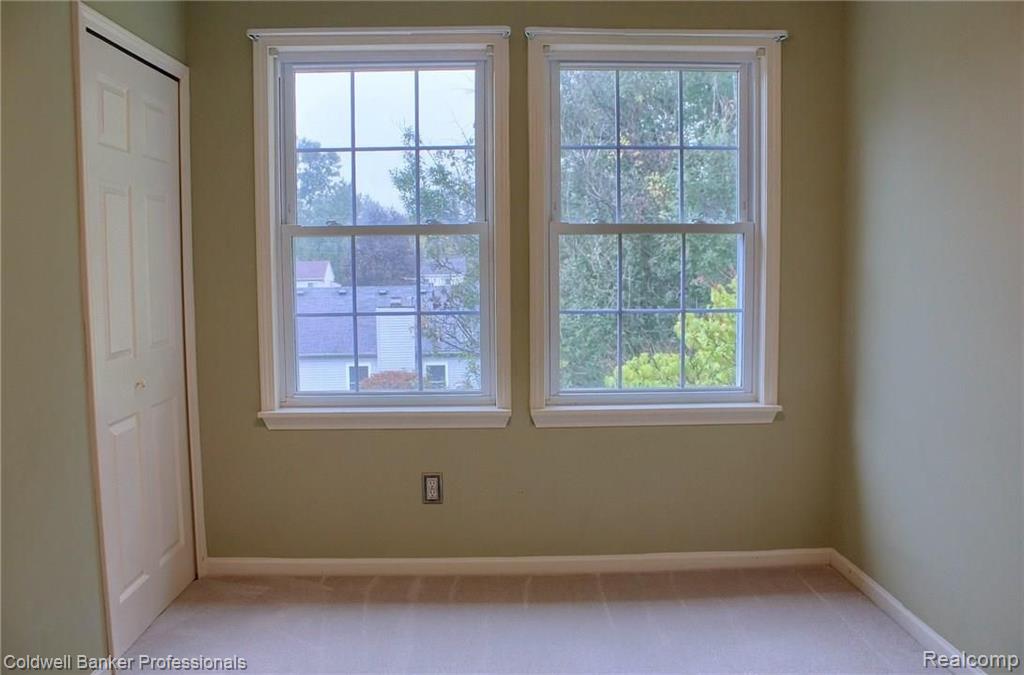238 Parsons Lane Rochester, MI 48307 - Photo 23 of 30