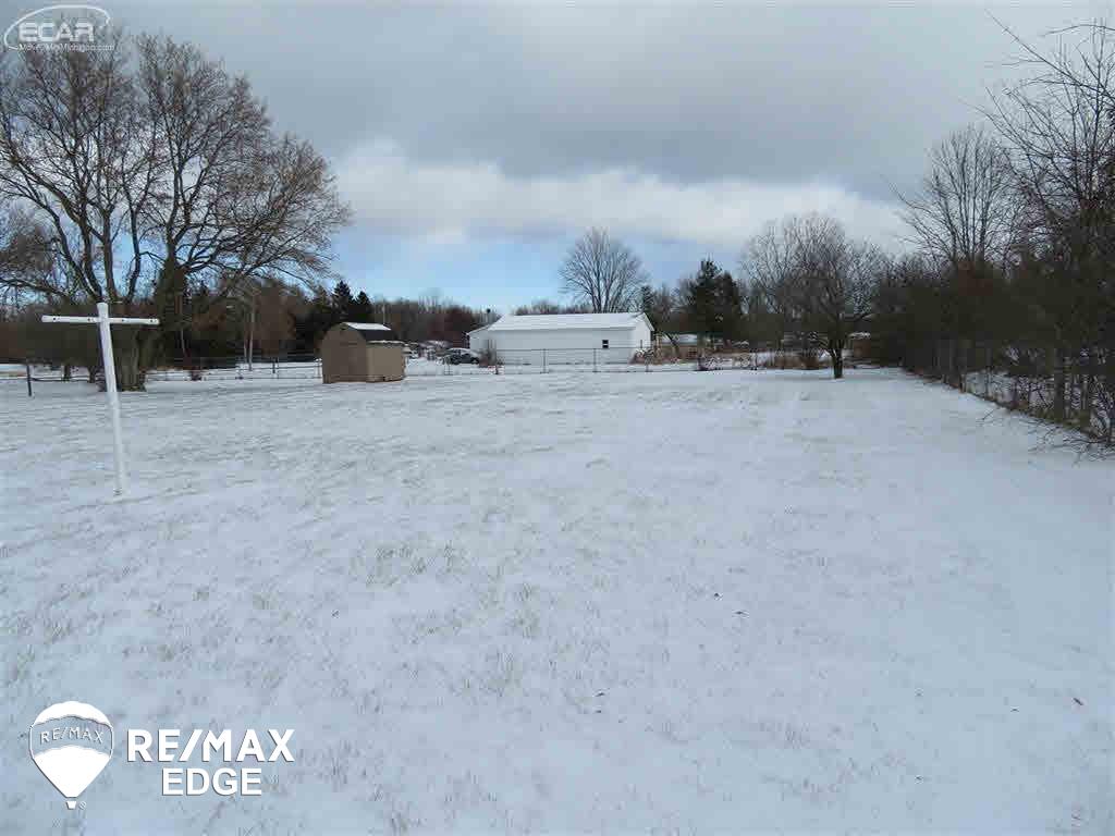 8312 North Webster Road Clio, MI 48420 - Photo 20 of 35 21397167-19.JPG