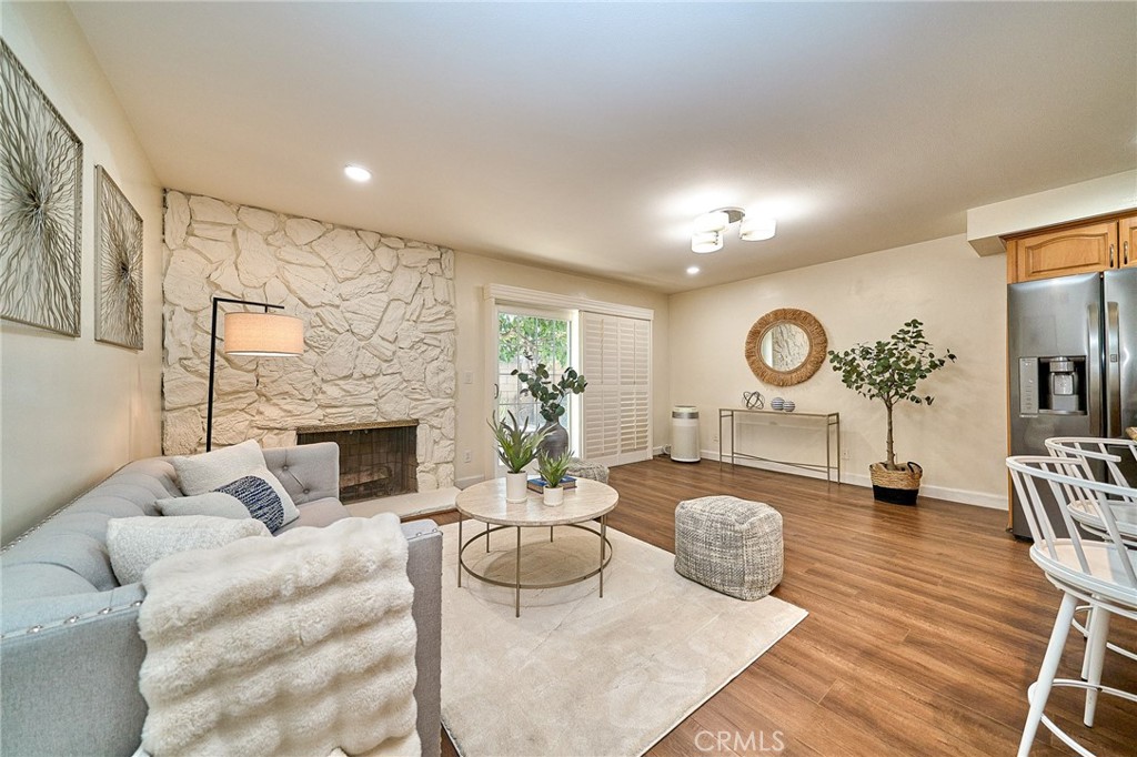8431 Lexington Road Downey, CA 90241 - Photo 9 of 23 Gallery Image 9