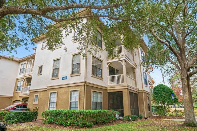 $200,000 | 12700 Bartram Park Boulevard, Unit 1422, Jacksonville, FL 32258