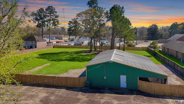 $289,000 | 3-4 Burgess Avenue, Walker, LA 70785