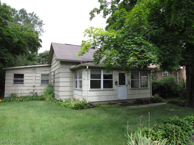 45750 North Ridge Road Amherst, OH 44001 - Photo 1 of 10