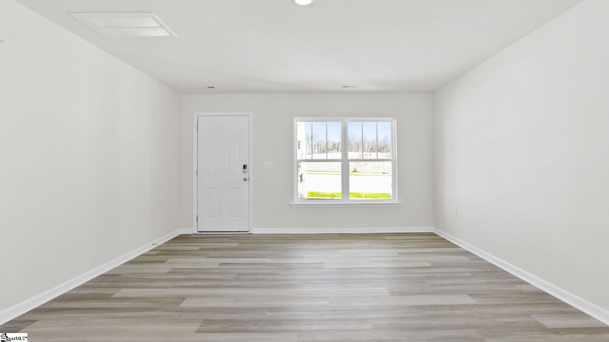 134 Bobbin Road Greenville, SC 29611 - Photo 5 of 34