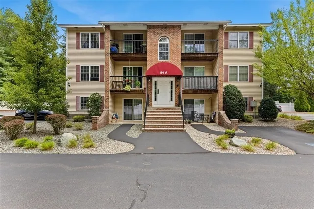 $389,000 | 84 Cocasset Street, Unit A6, Foxboro, MA 02035