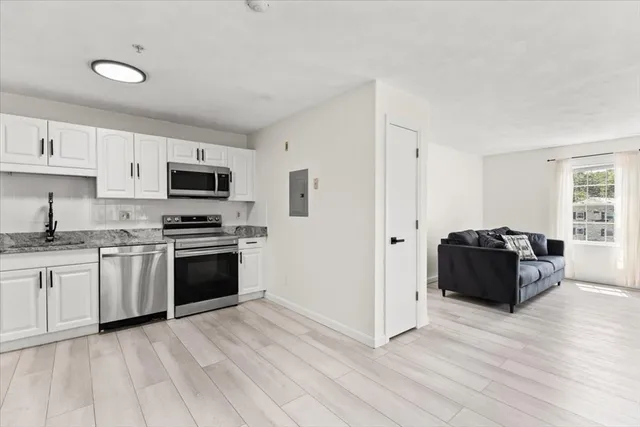 $389,000 | 84 Cocasset Street, Unit A6, Foxboro, MA 02035