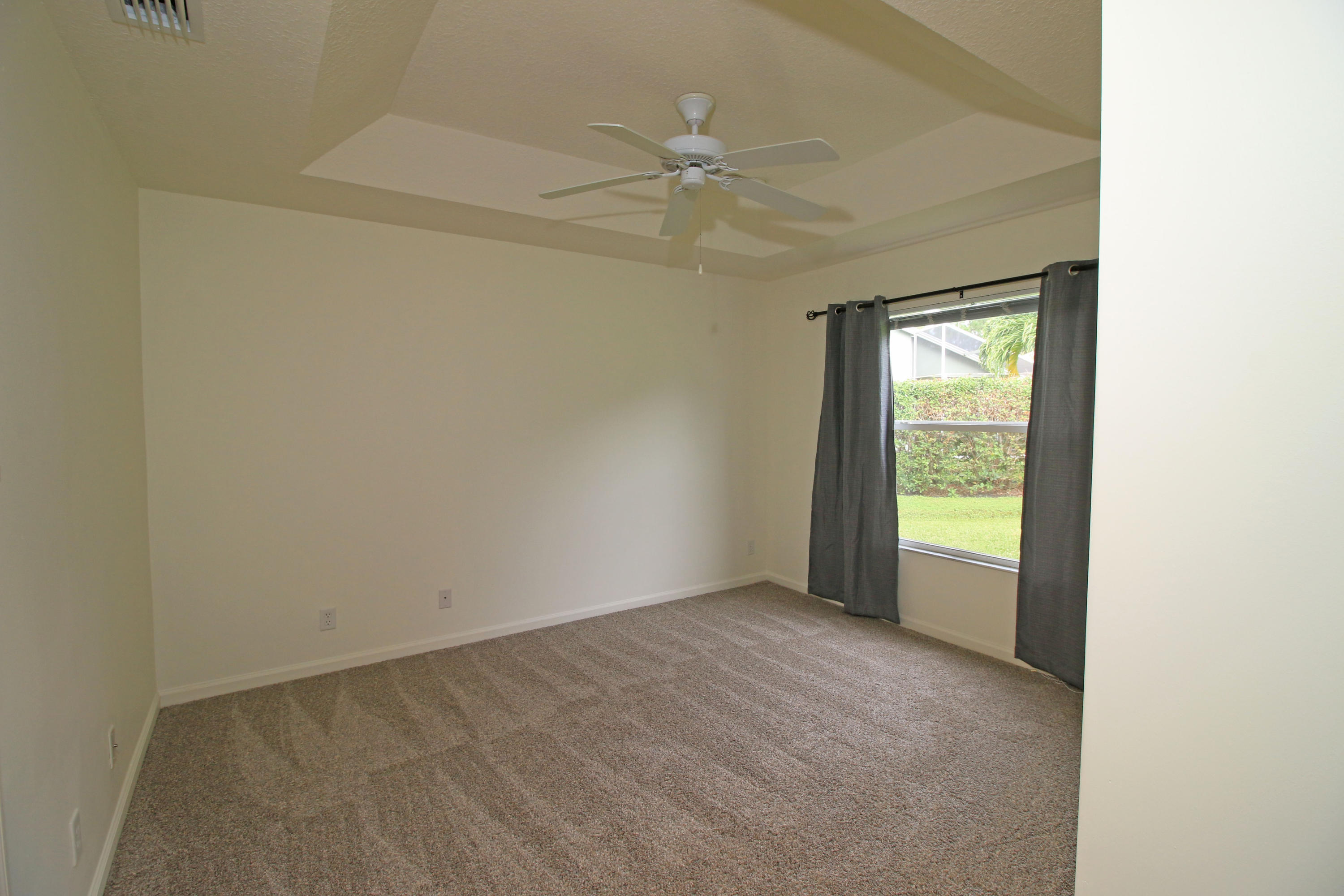 2831 Southwest Riviera Road Stuart, FL 34997 - Photo 14 of 31 Master Bedroom