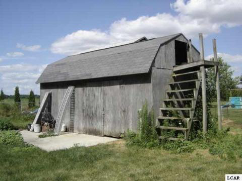 5652 Holloway Road Britton, MI 49229 - Photo 4 of 15 20014690-3.JPG