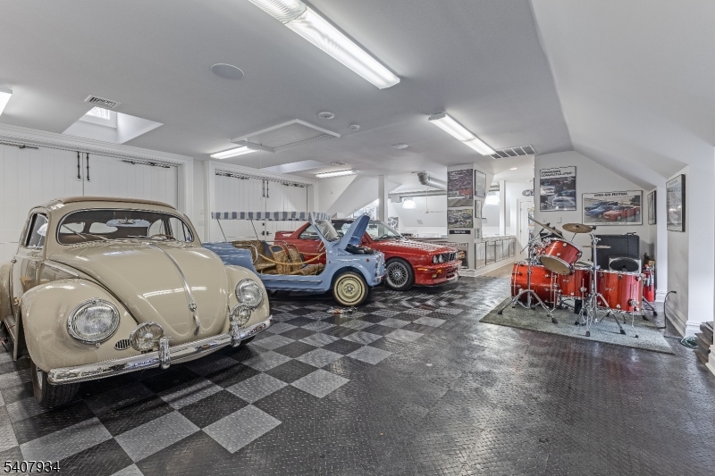 109 Mosle Road Far Hills, NJ 07931 - Photo 17 of 19