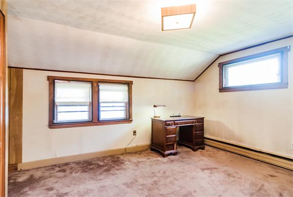 21 Larkin Road Newton, MA 02465 - Photo 8 of 16