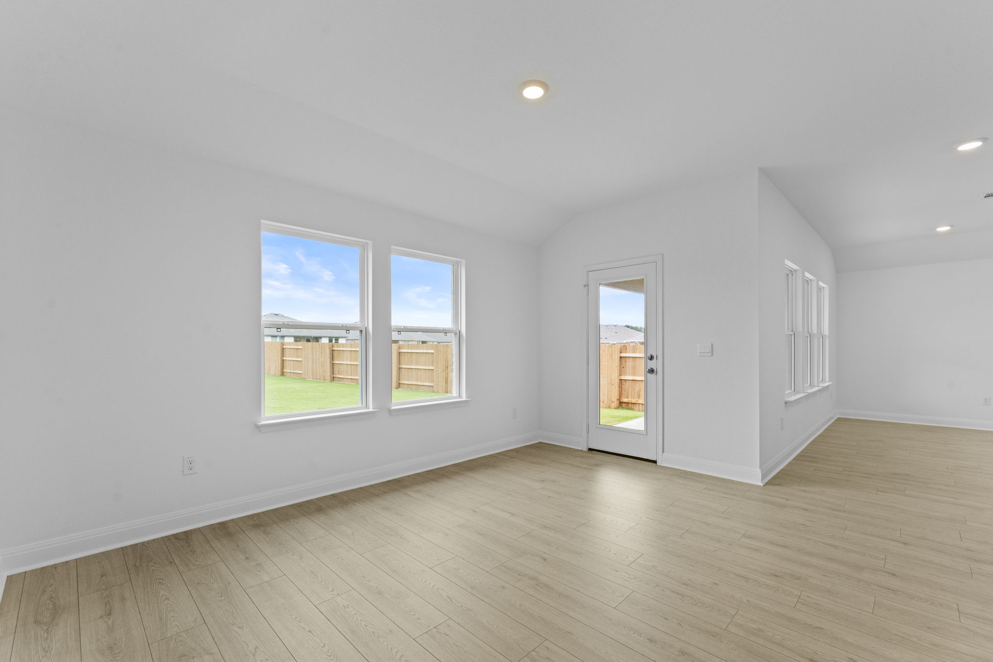 248 Rivers Edge Drive Georgetown, TX 78628 - Photo 22 of 36