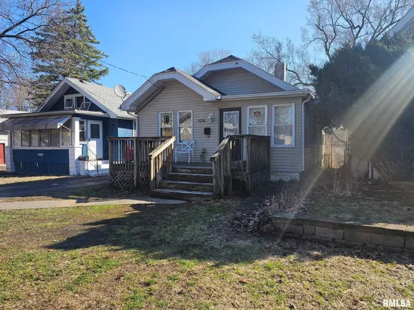 $49,990 | 2226 North Ellis Street, Peoria, IL 61604