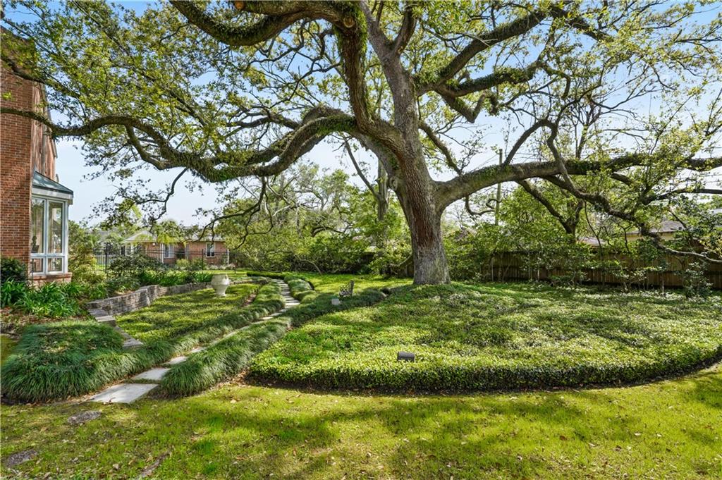 291 Garden Road River Ridge, LA 70123 - Photo 4 of 40