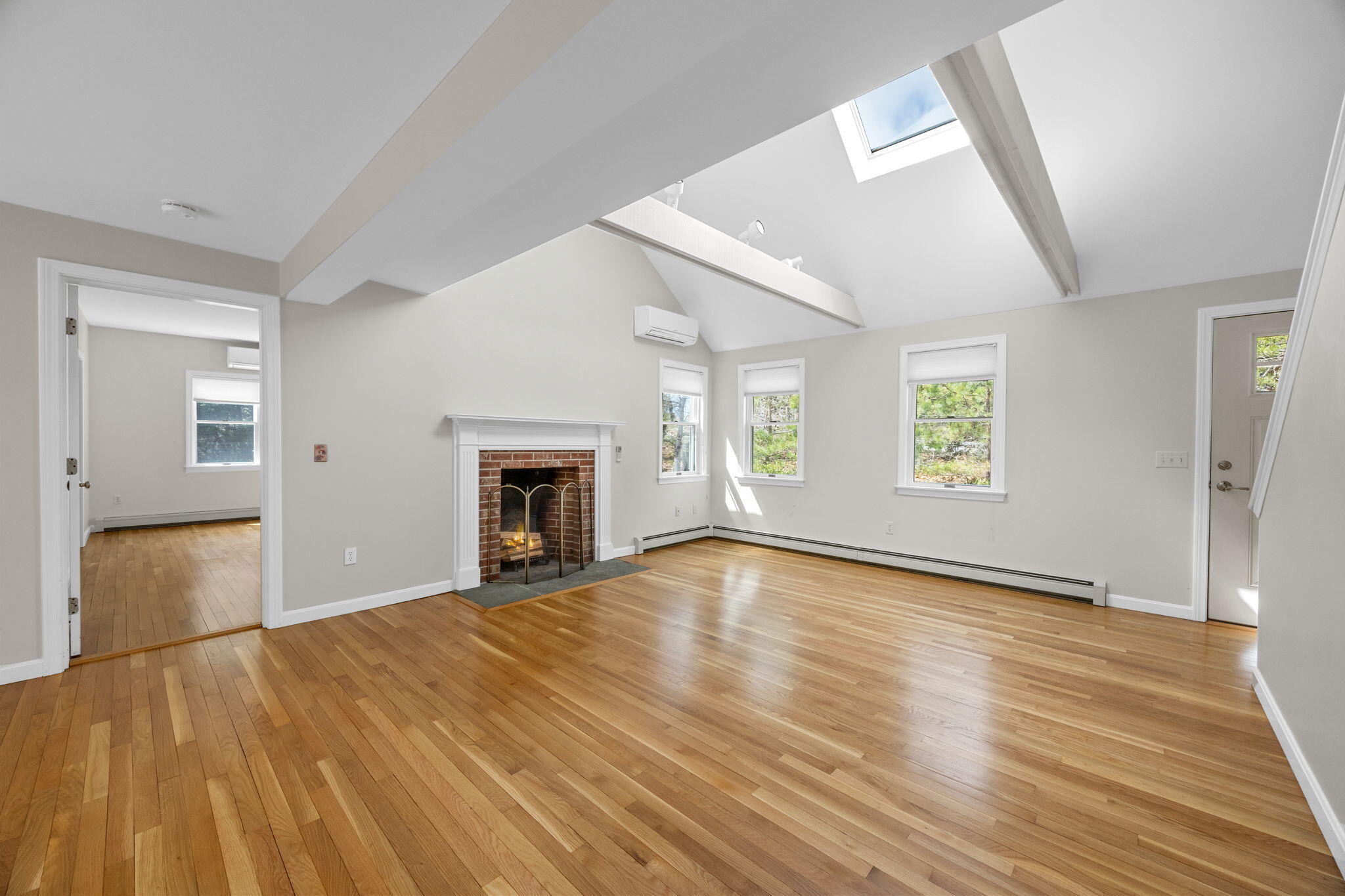35 Sandpiper Hill Road Wellfleet, MA 02667 - Photo 8 of 63 15-web-or-mls-5-whimbrel-way