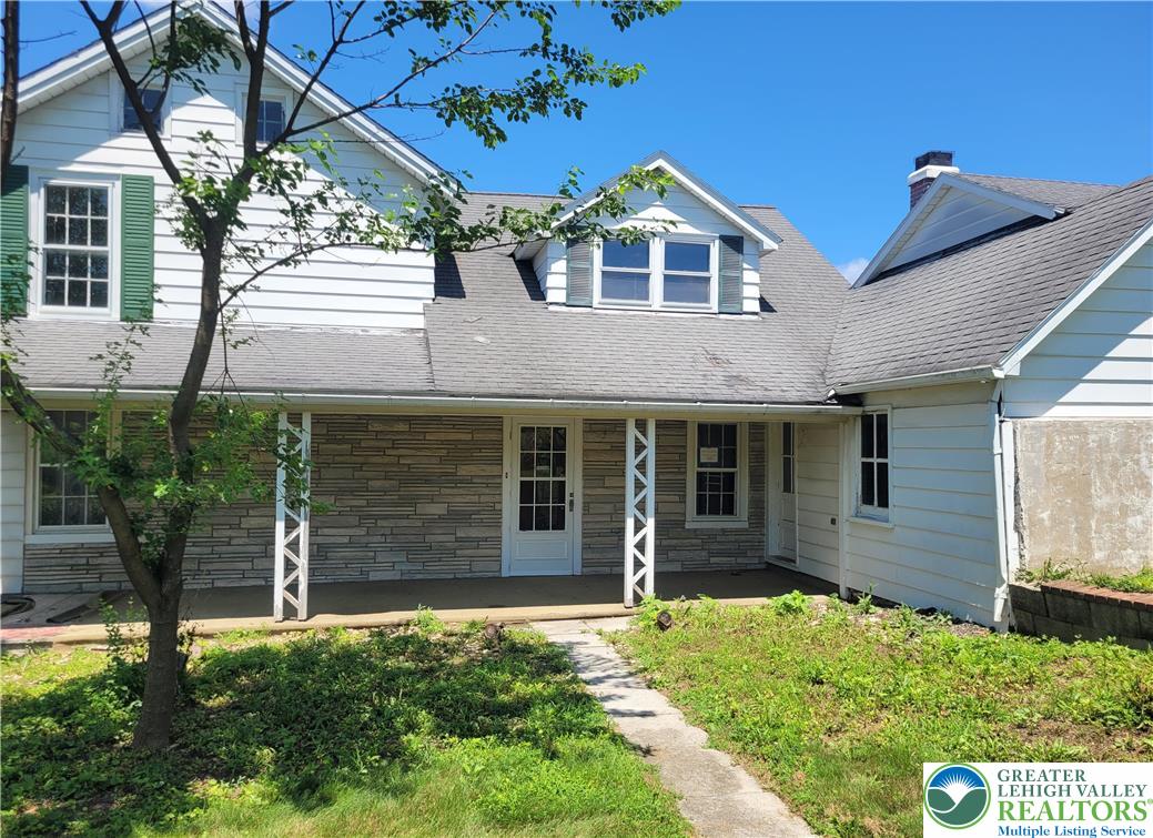 3489 West Walker Road Walnutport, PA 18088 - Photo 1 of 11 Gallery Image 1