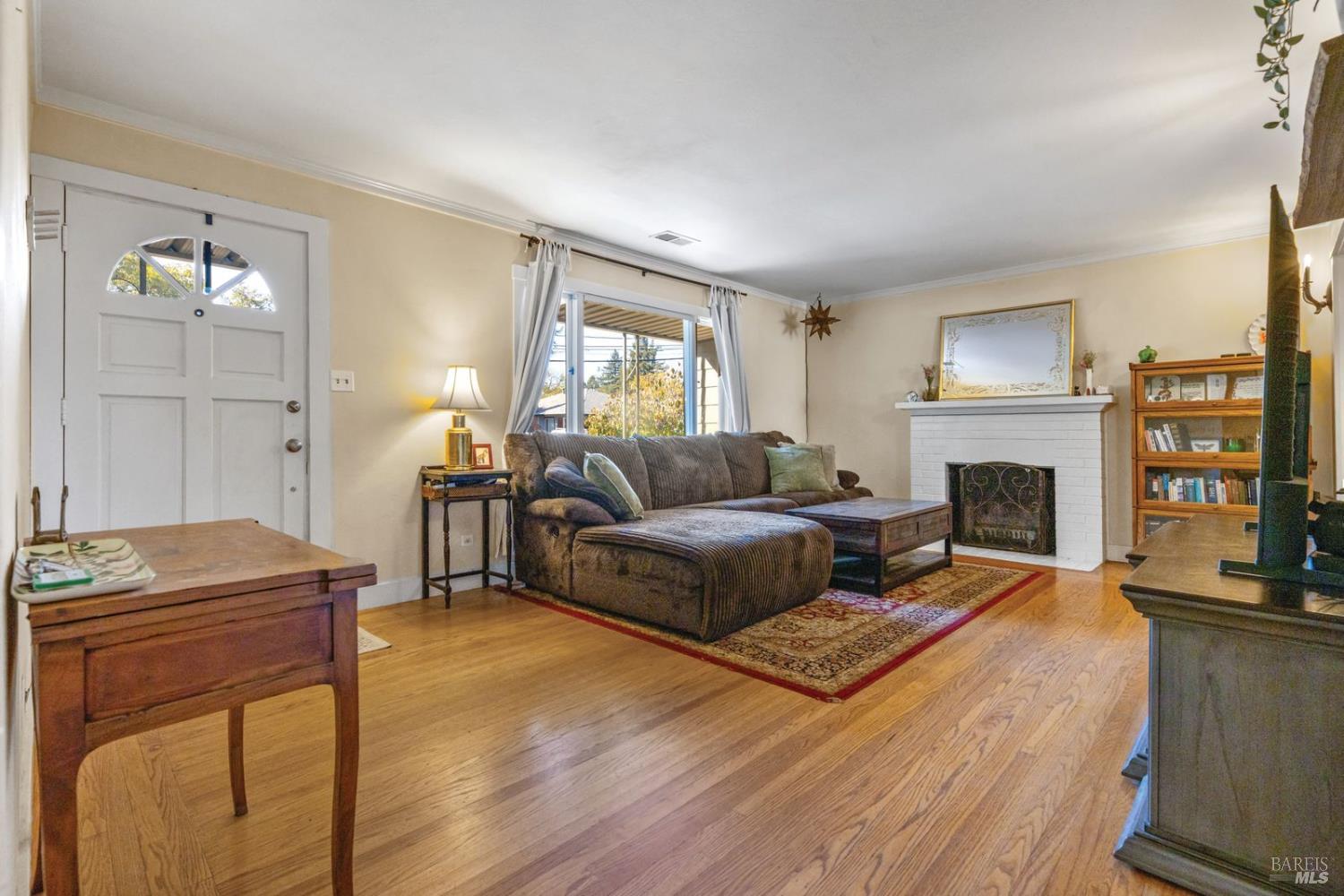 Undisclosed Address Santa Rosa, CA 95404 - Photo 5 of 38 Gallery Image 5