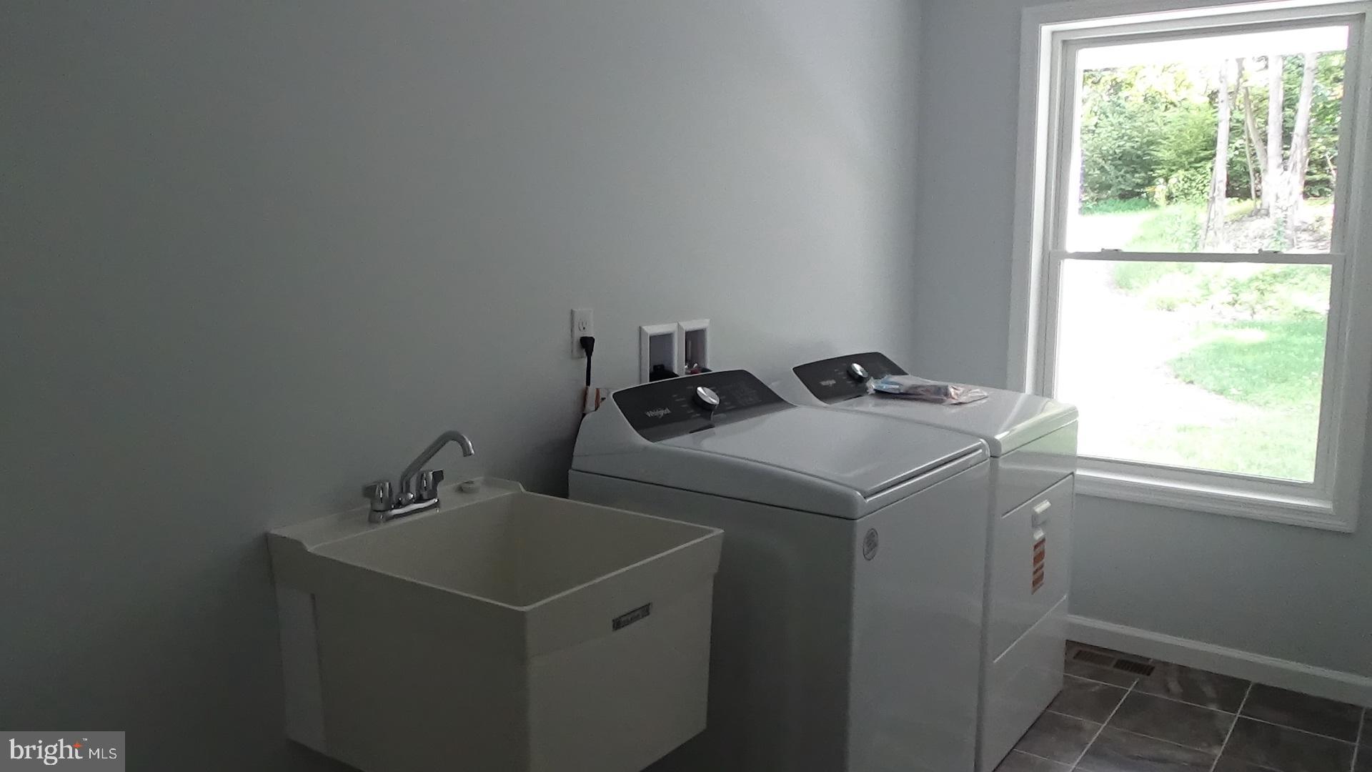 54 Hickory Ridge Road Newport, PA 17074 - Photo 5 of 23 Gallery Image 5