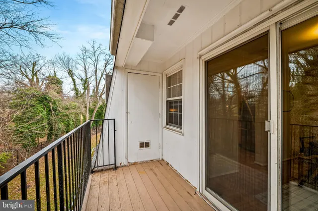 $197,990 | 327 Homeland Southway, Unit 3B, Baltimore, MD 21212