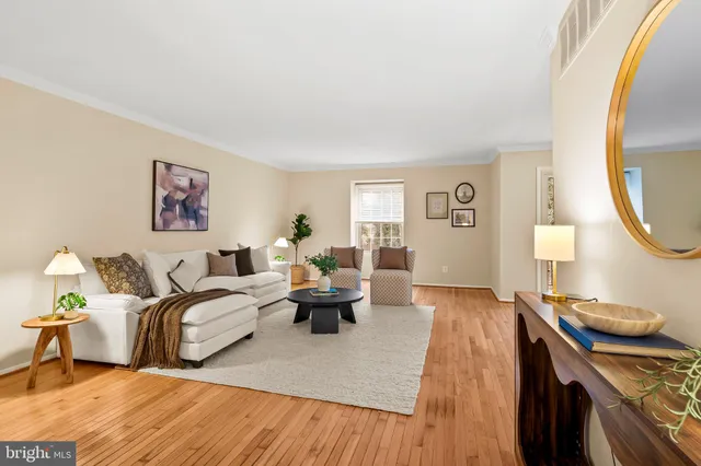 $197,990 | 327 Homeland Southway, Unit 3B, Baltimore, MD 21212