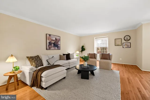 $197,990 | 327 Homeland Southway, Unit 3B, Baltimore, MD 21212