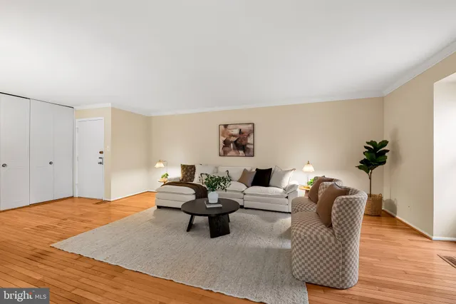 $197,990 | 327 Homeland Southway, Unit 3B, Baltimore, MD 21212