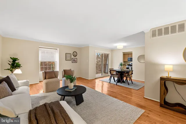 $197,990 | 327 Homeland Southway, Unit 3B, Baltimore, MD 21212