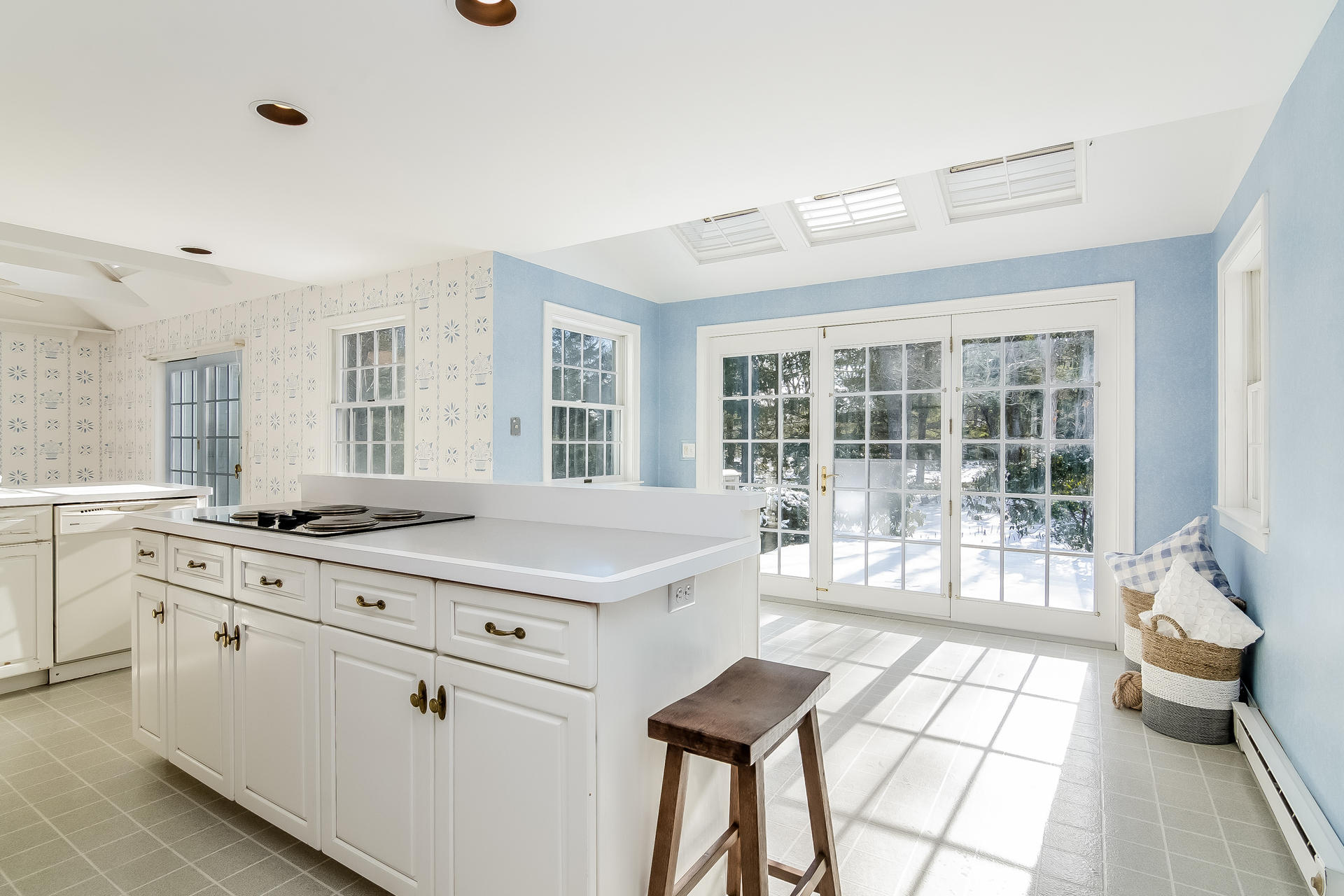 41 Oxner Road Centerville, MA 02632 - Photo 6 of 26 005-photo-kitchendining-room-6780979