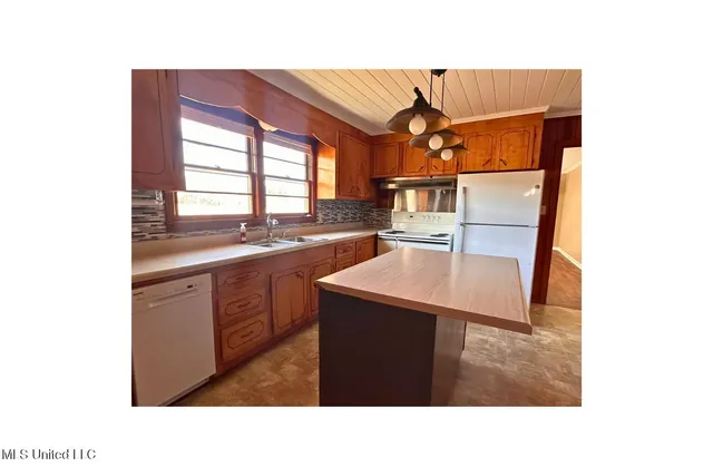 $134,900 | 11080 Road 779, Philadelphia, MS 39350