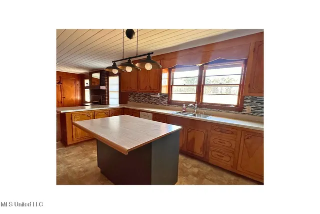 $134,900 | 11080 Road 779, Philadelphia, MS 39350