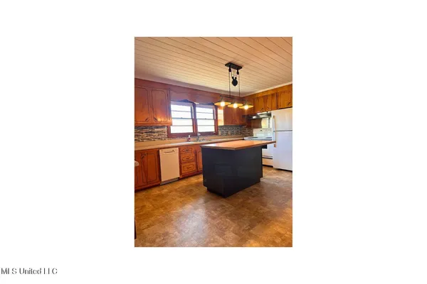 $134,900 | 11080 Road 779, Philadelphia, MS 39350