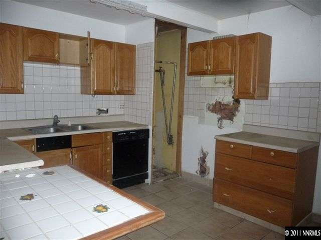 1695 Beech Street Reno, NV 89512 - Photo 5 of 9 Photo 5