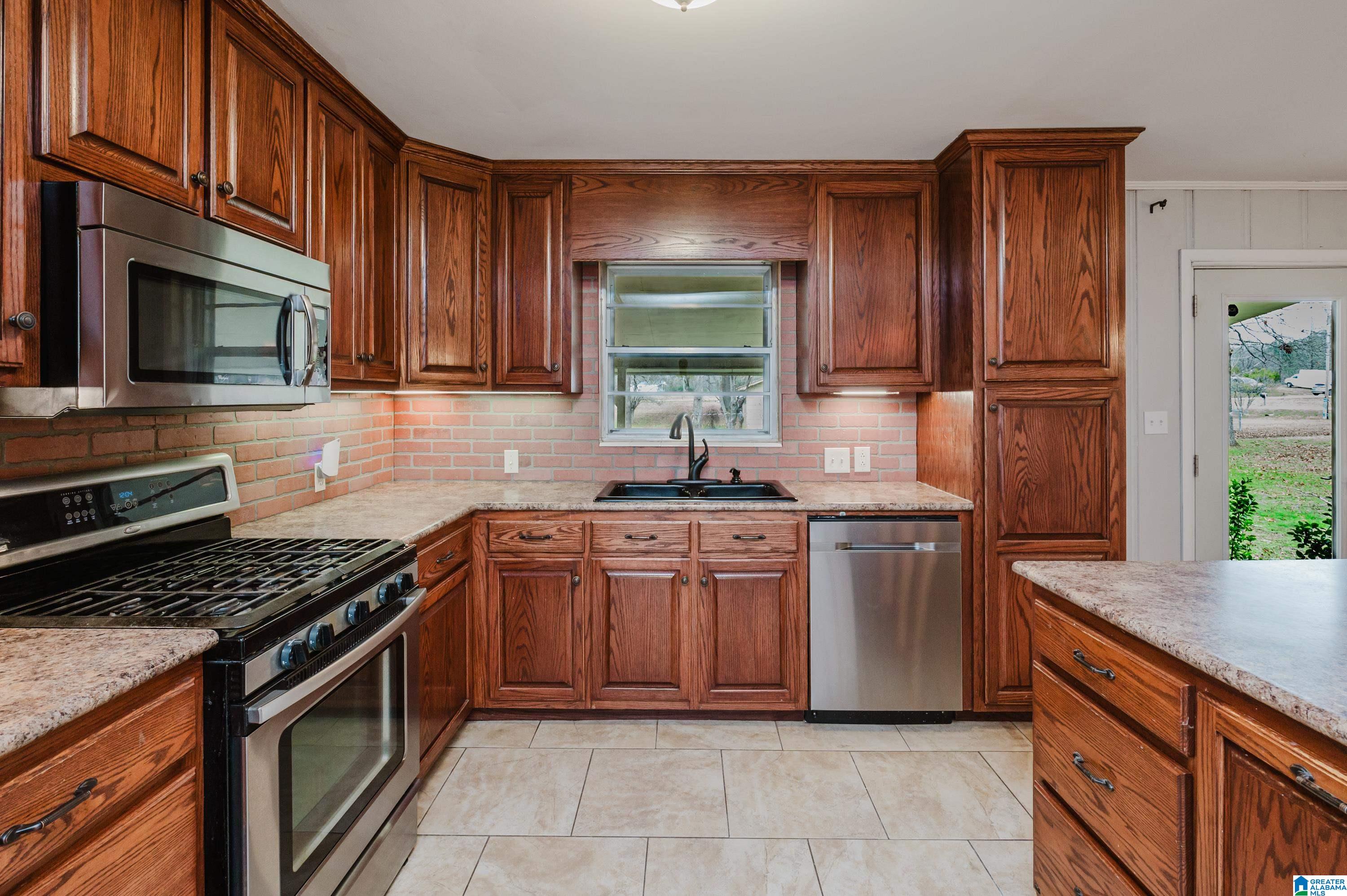 149 Westwood Road Jasper, AL 35501 - Photo 12 of 55 Gallery Image 12