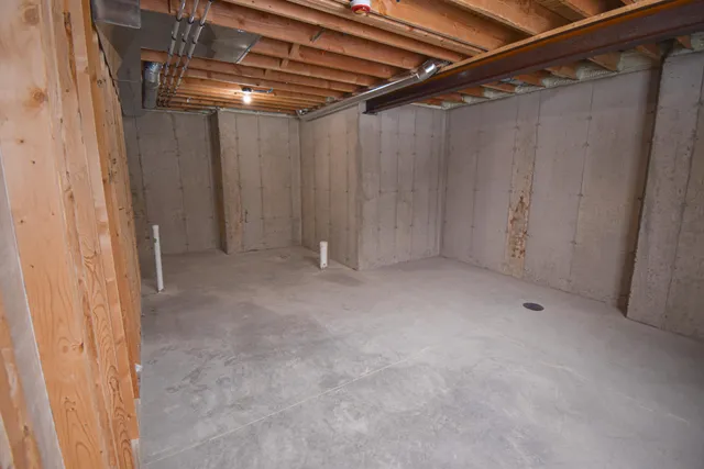 $429,900 | 1270 Black River Court, Whitewater, WI 53190