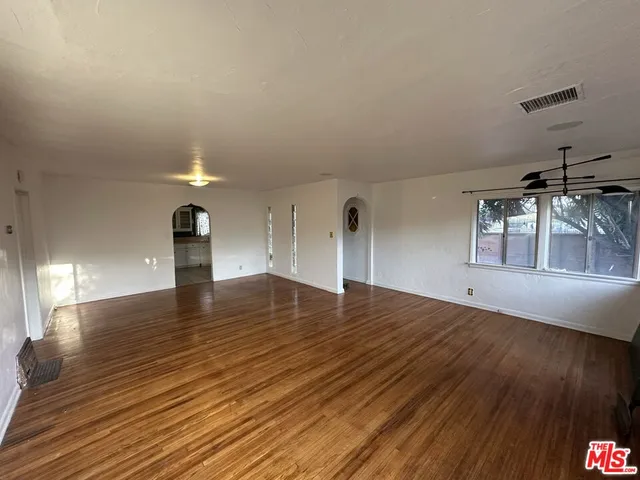 $4,950 | 4001 Chevy Chase Drive, Los Angeles, CA 90039