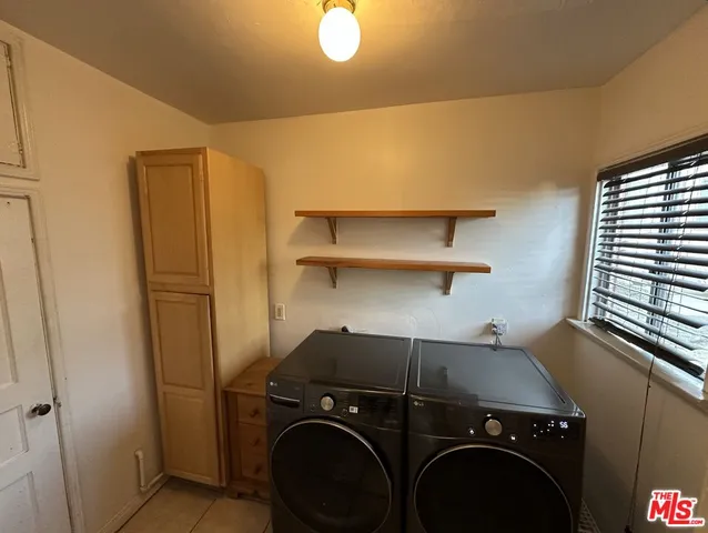 $4,950 | 4001 Chevy Chase Drive, Los Angeles, CA 90039