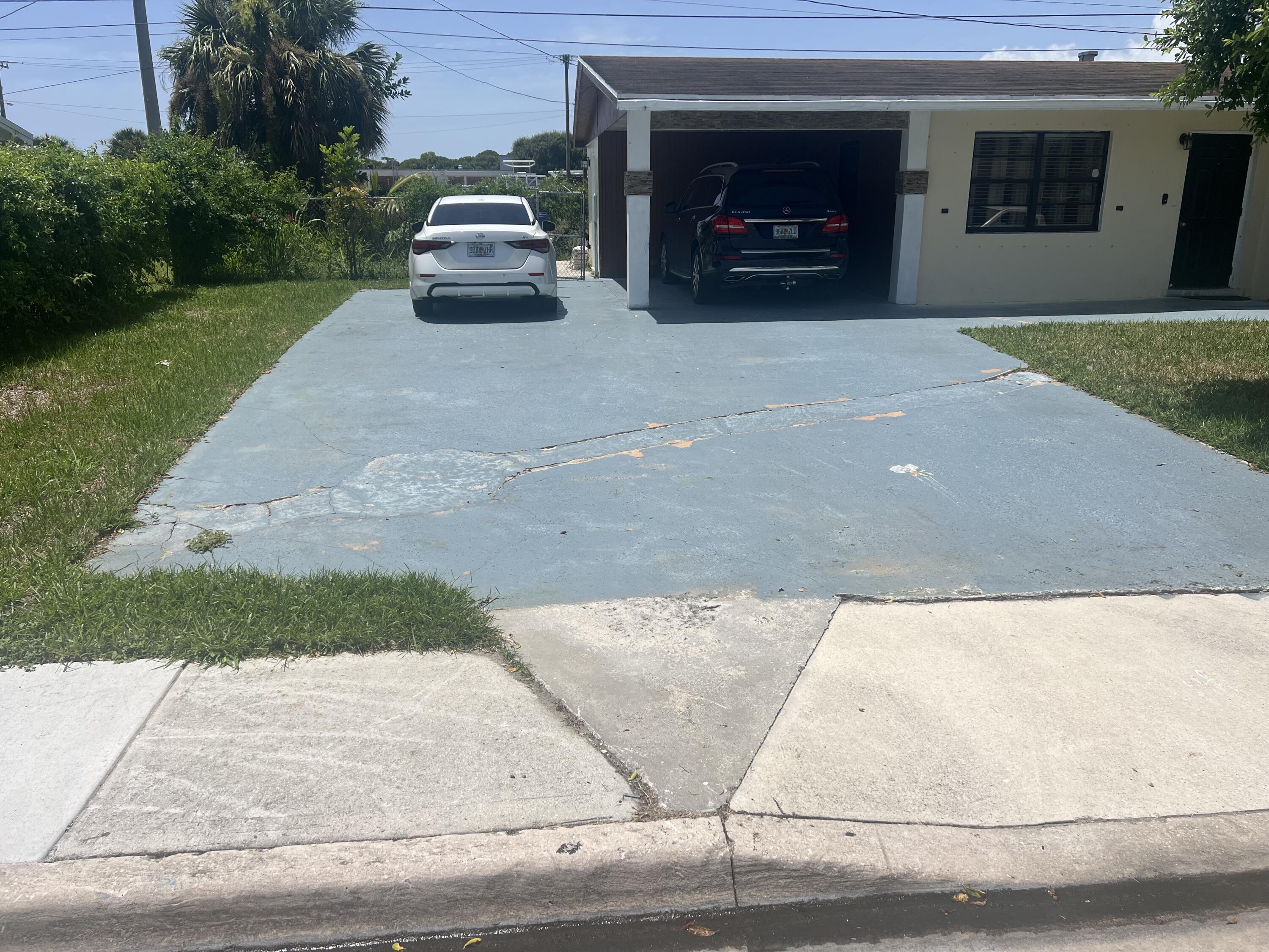 1131 West 1st Street Riviera Beach, FL 33404 - Photo 16 of 18 IMG_5735