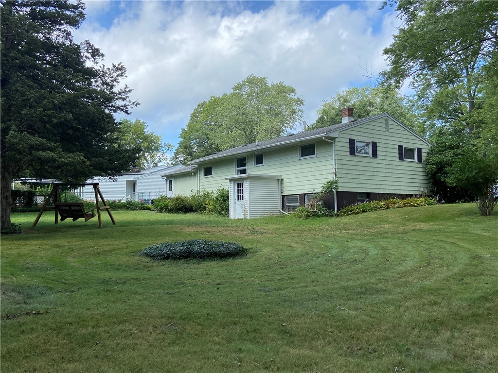 53 Valley Crest Road Coventry, RI 02816 - Photo 11 of 18