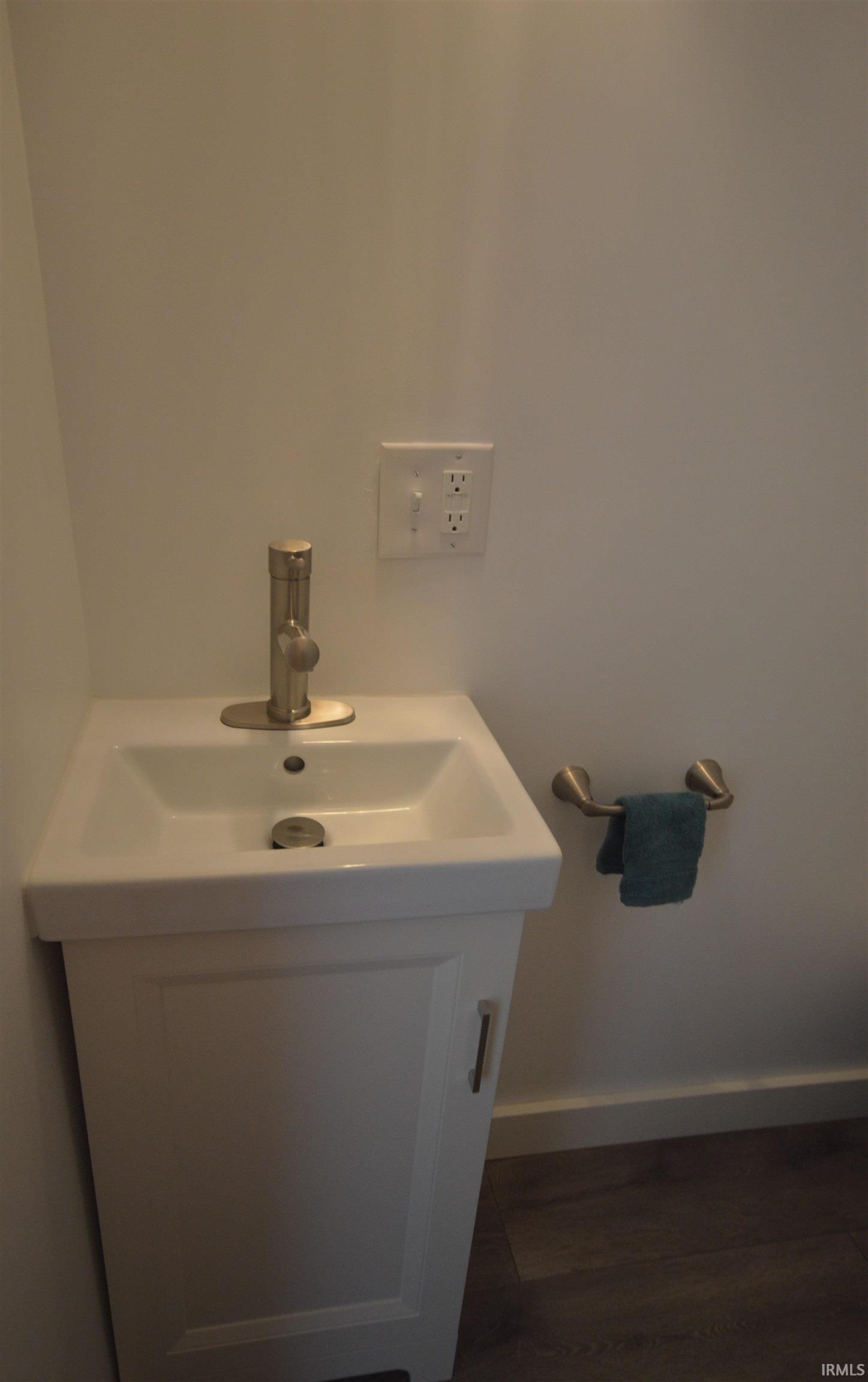 802 Roosevelt Road Walkerton, IN 46574 - Photo 19 of 21 Gallery Image 19