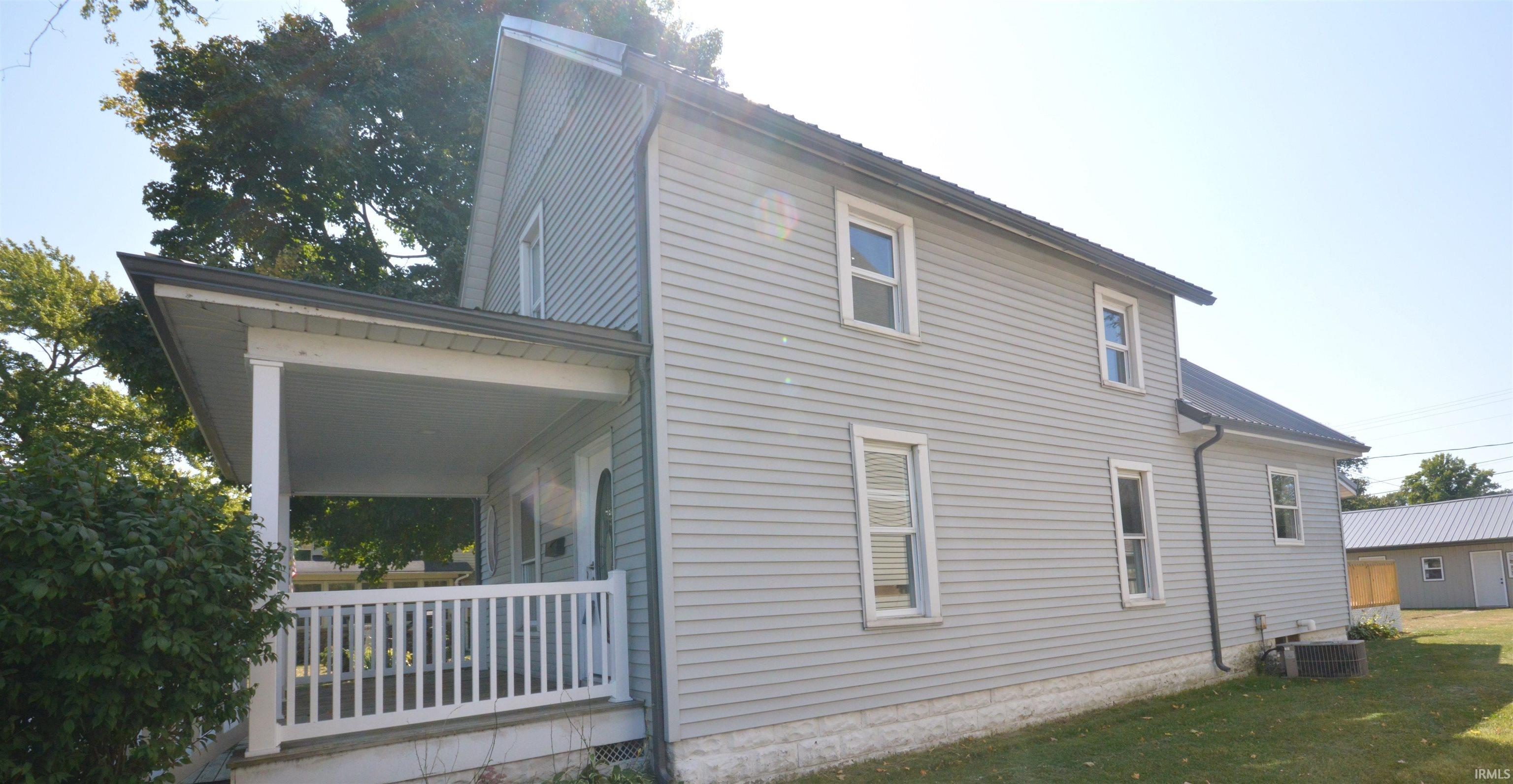 802 Roosevelt Road Walkerton, IN 46574 - Photo 3 of 21 Gallery Image 3