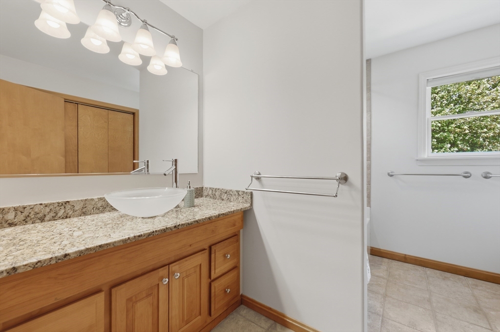 459 North Street Georgetown, MA 01833 - Photo 19 of 41